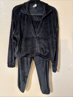 90 Degree By Reflex Black Plush Half-Zip Top and pant